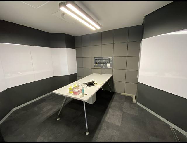233M² OFFICE TO LET IN GARDENS